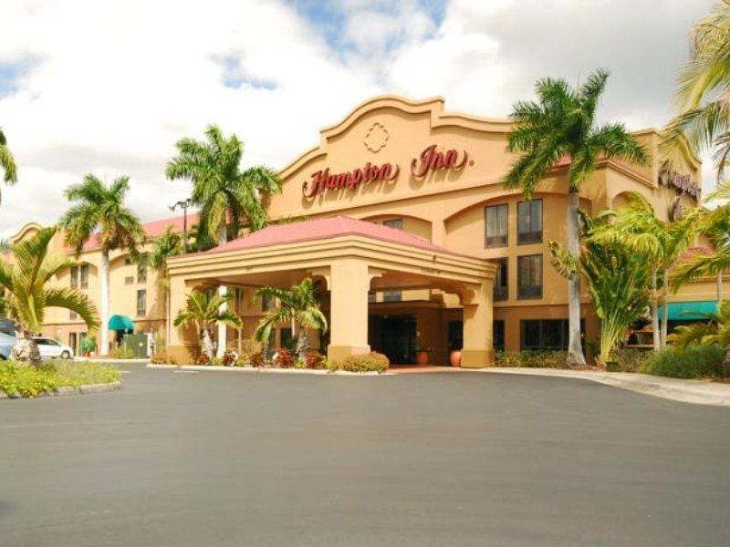 Hampton Inn Fort Myers-Airport & I-75 Exterior foto